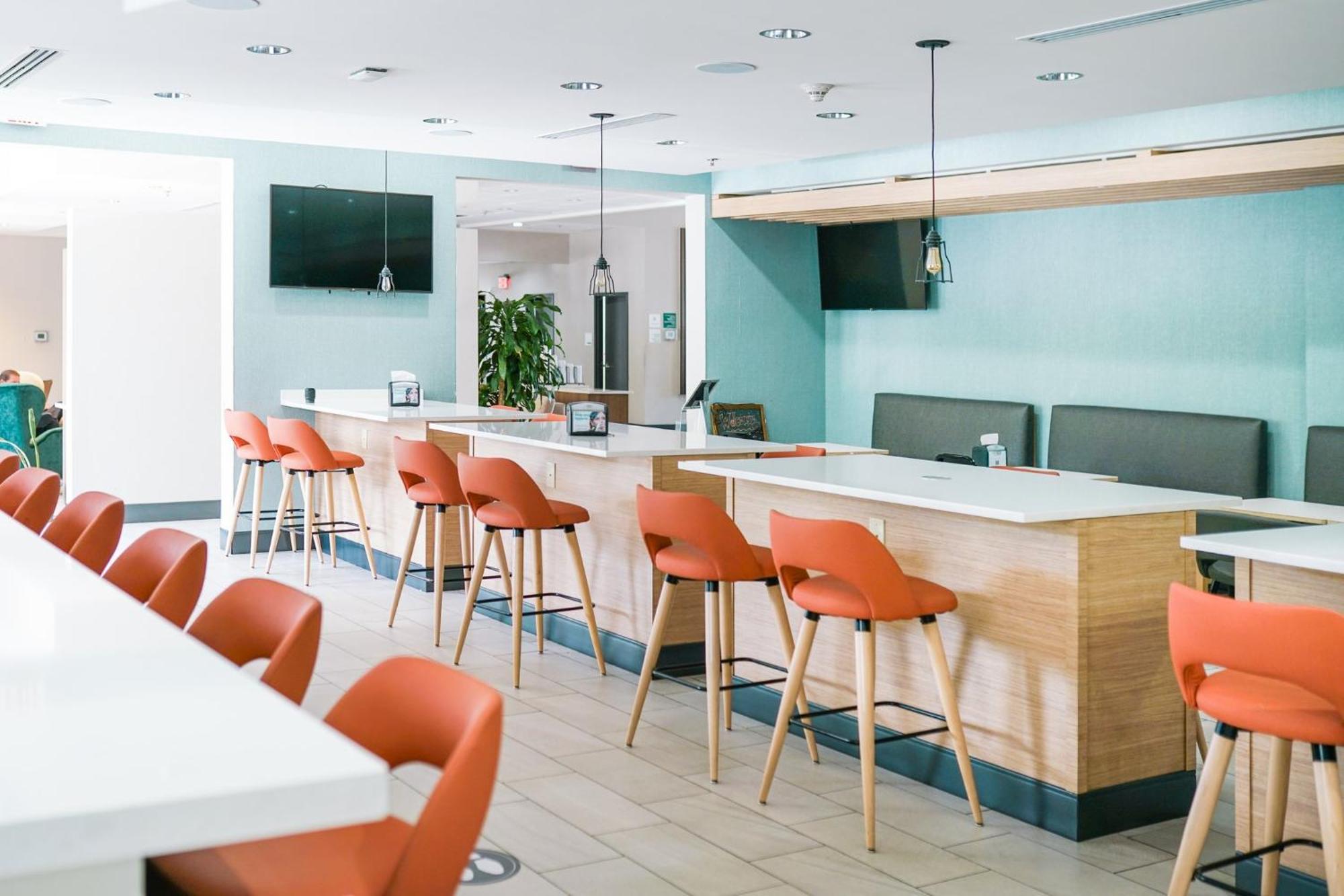 Holiday Inn & Suites - Fayetteville W-Fort Bragg Area By Ihg Экстерьер фото